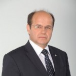 Adil Osmanović Adil Osmanović