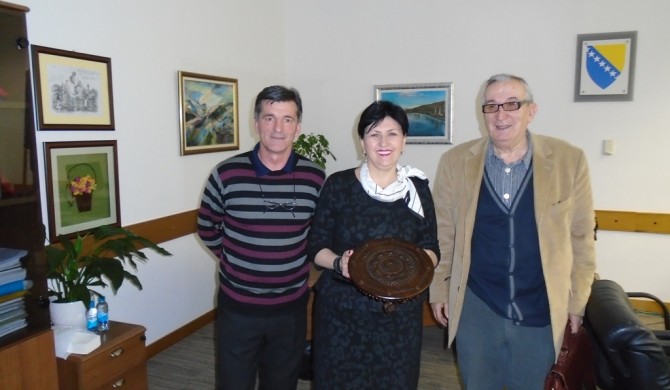 POSJETA GOSPOĐI SEMIHI BOROVAC MINISTRICI ZA LJUDSKA PRAVA I IZBJEGLICE SAVJETA MINISTARA BiH POSJETA GOSPOĐI SEMIHI BOROVAC MINISTRICI ZA LJUDSKA PRAVA I IZBJEGLICE SAVJETA MINISTARA BiH